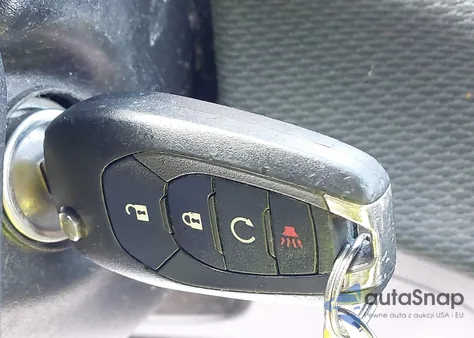 2019 Chevrolet Cruze Lt z USA, uszkodzony, nr VIN 1G1BE5SM0K7115336